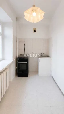Продаж 3-кімнатної квартири біля метро КПІ - Берестейський п