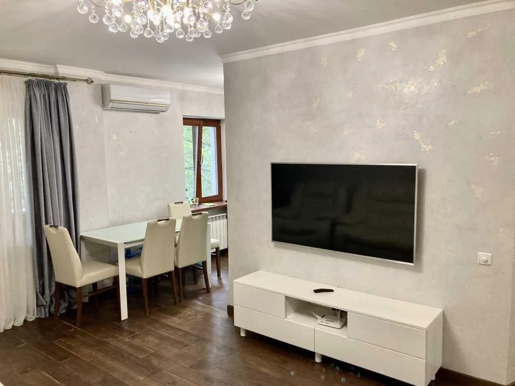 Продаж 2-кімнатної квартири 45 м², Бориса Житкова вул., 3