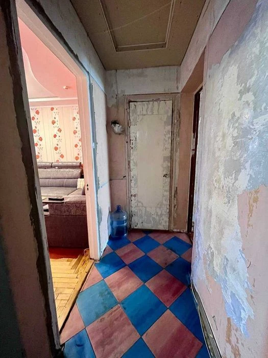 Продається 2-кімнатна квартира в Космічному р-ні
