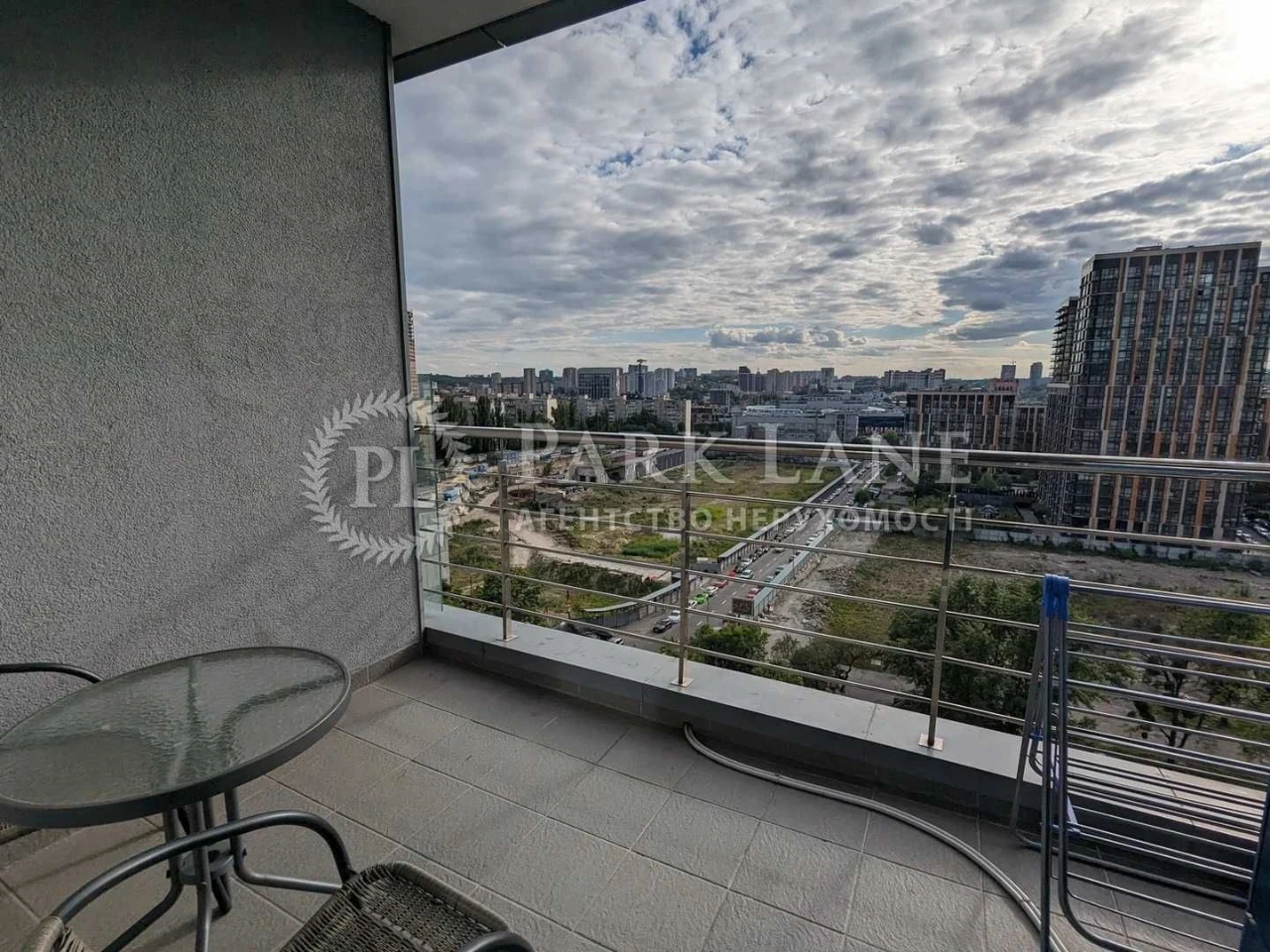 ЖК "Central Park"Маккейна Джона (Кудрі Івана), 7,