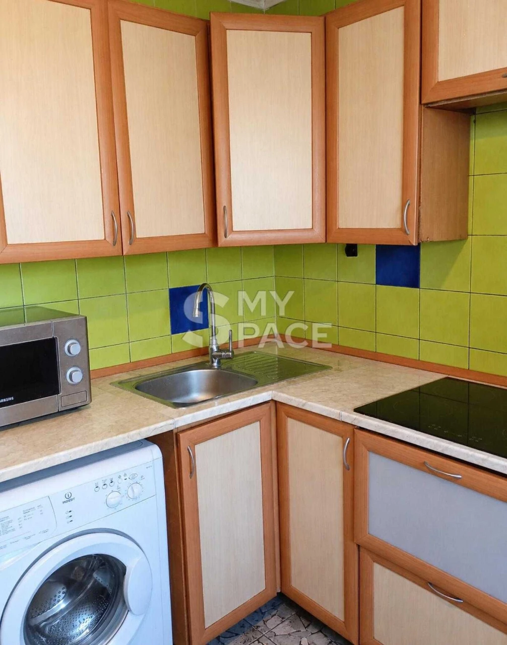Продаж 2к квартири 45 м² Оболонь Левка Лук'яненка 1Г метро