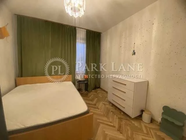 Продаж 2-к квартири в Голосіївському районі