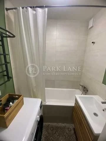 Продаж 2-к квартири в Голосіївському районі