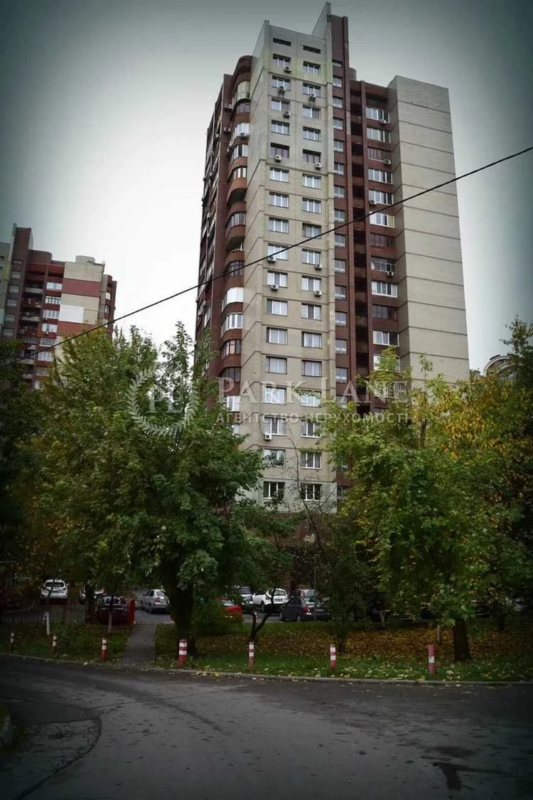 Продаж 3к квартири Центр Печерськ Царське село вул Старонаво
