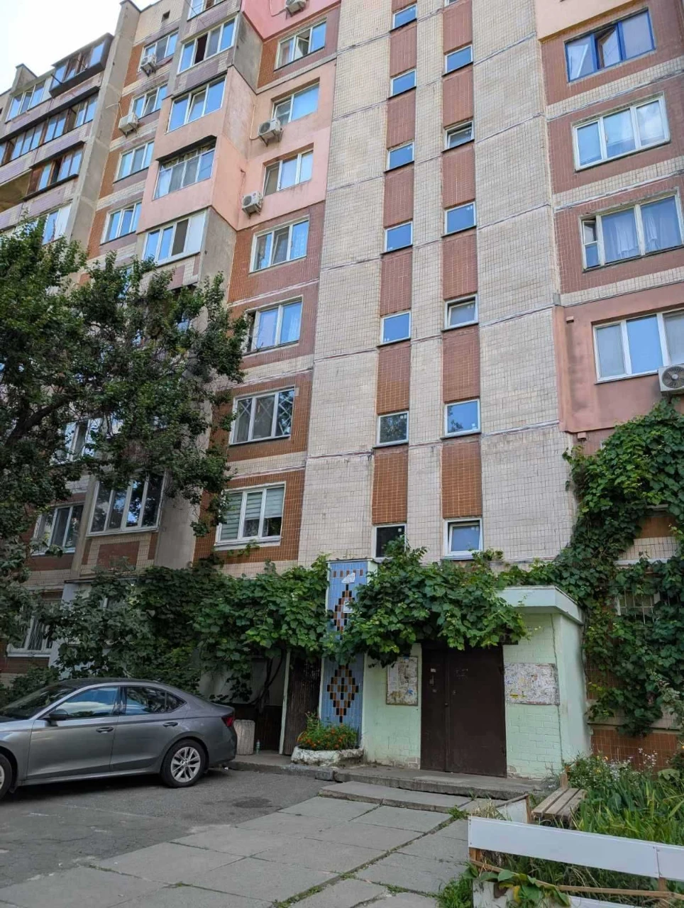 Продаж затишної 1-кімнатної квартири з ремонтом. ПІДХОДИТЬ П