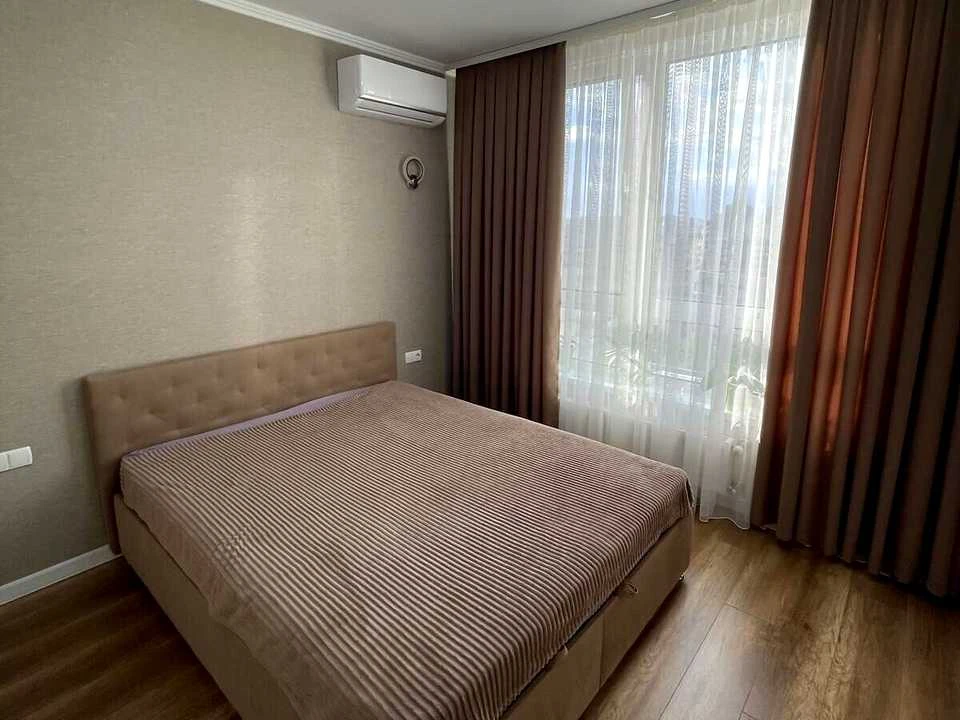 Квартира. Київ, Кам'янська вул. (Дніпродзержинська)