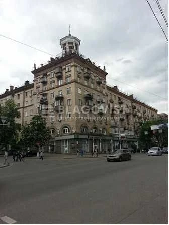 Продаж квартири 55 м. Ексклюзив на Великій Васильківській, 6