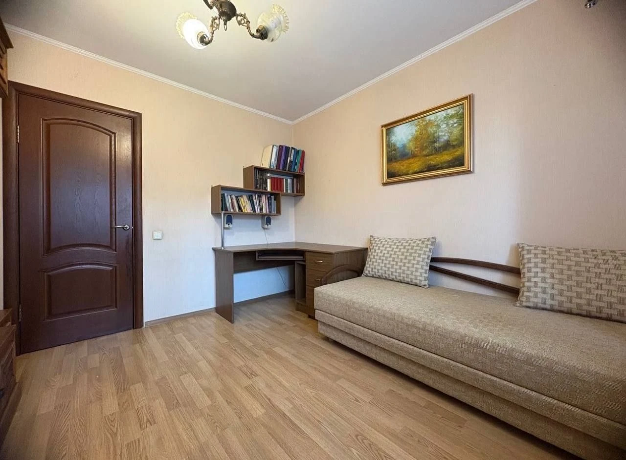 Продаж 3к квартира 70квм Ковпака 4 метро Палац Україна