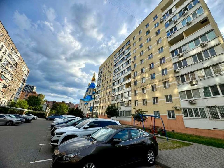 Квартира. Дніпро, Мандриківська вул.