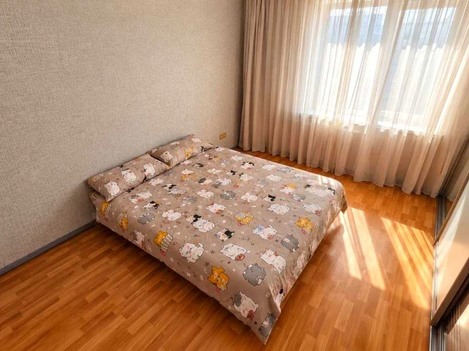Квартира. Дніпро, Героїв просп.