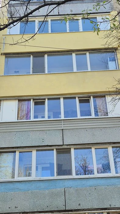 Продам 2х кімн квартиру жм Тополя   Терра  ринок, iq