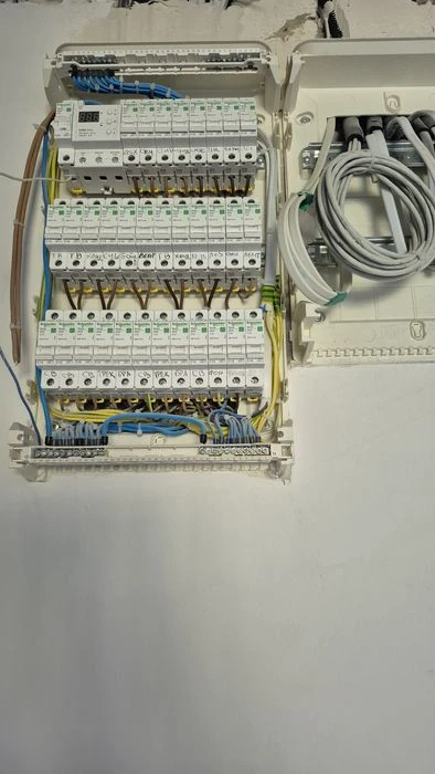 Продам 2х кімн квартиру жм Тополя   Терра  ринок, iq