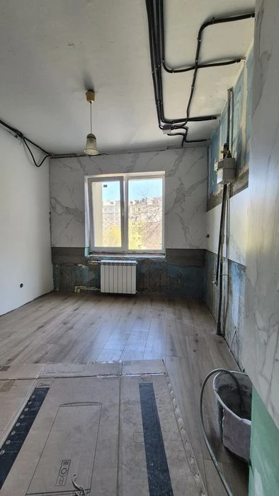Продам 2х кімн квартиру жм Тополя   Терра  ринок, iq