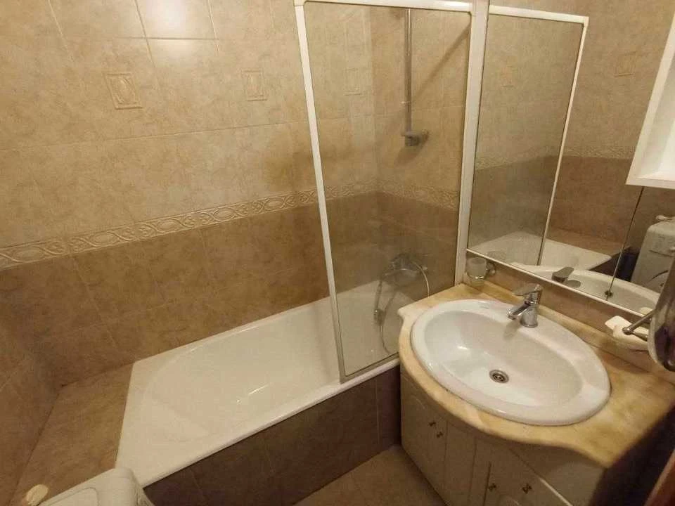 Квартира. Дніпро, Героїв просп.