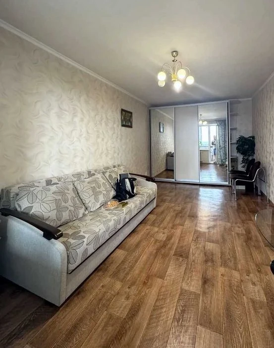 Продам отличную 2-к квартиру в высотке на ул. Калиновая - Ян