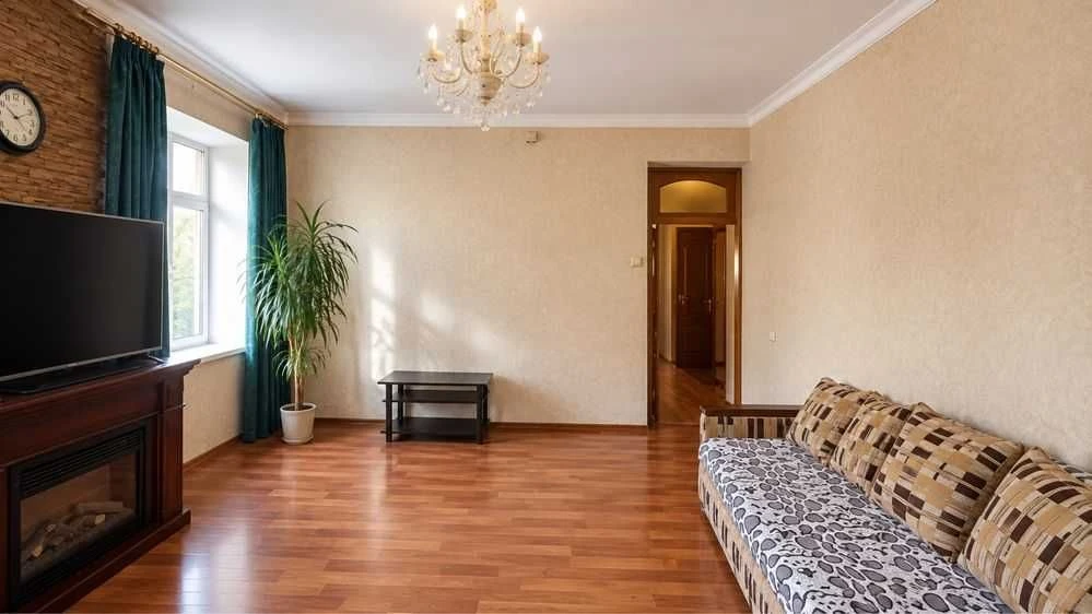 Продаж 2к квартири Нагорний пл. Соборна 7 а Соборний
