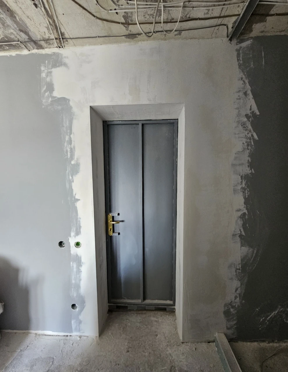 Продам однокімнатну квартиру на ж/м Червоний Камінь, частков