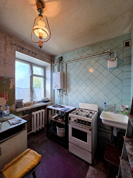 Продам 1-кімнатну квартиру, Дніпро, вул. Солідарності (пр. І