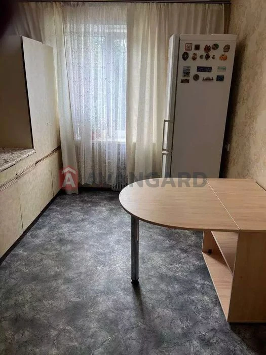 Продам 3-к квартиру біля Березинського ринку.