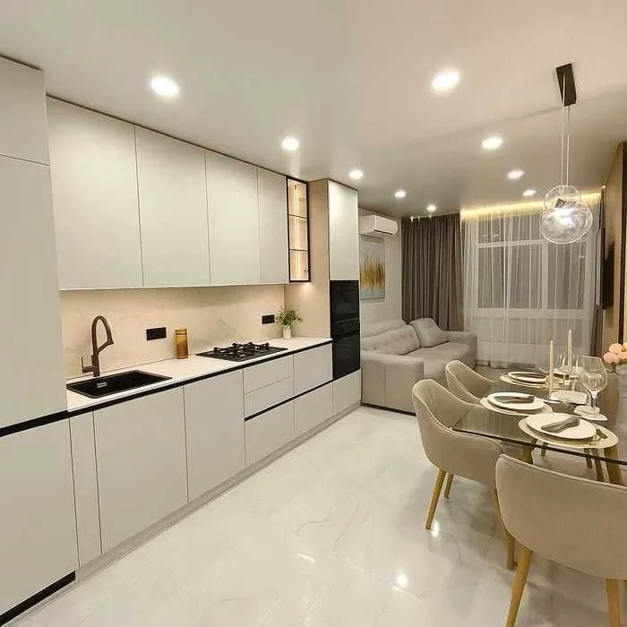 Продаж 3-кім. квартири з шикарним ремонтом, центр, інд. газ.