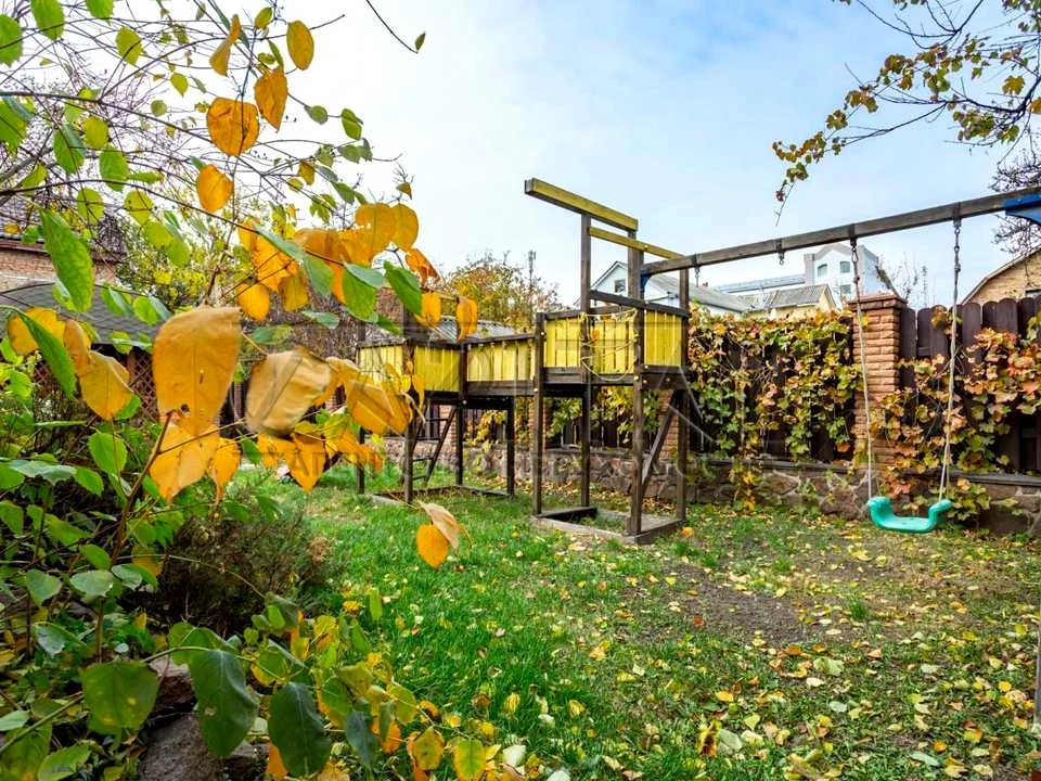 Будинок. Київ, Улицька вул. (Івана Улітіна)