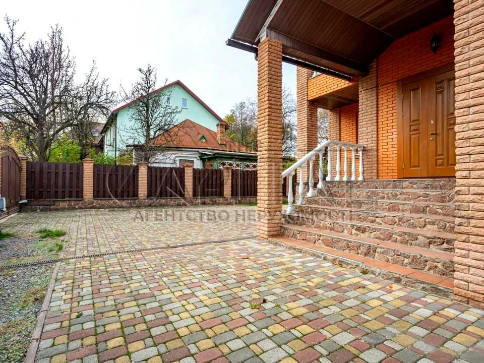 Будинок. Київ, Улицька вул. (Івана Улітіна)
