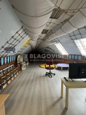 Оренда будинку Косогірний пров. в Києві / P-34316