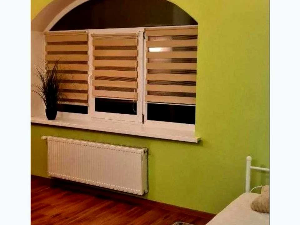 Будинок. Київ, Кобзарська вул.