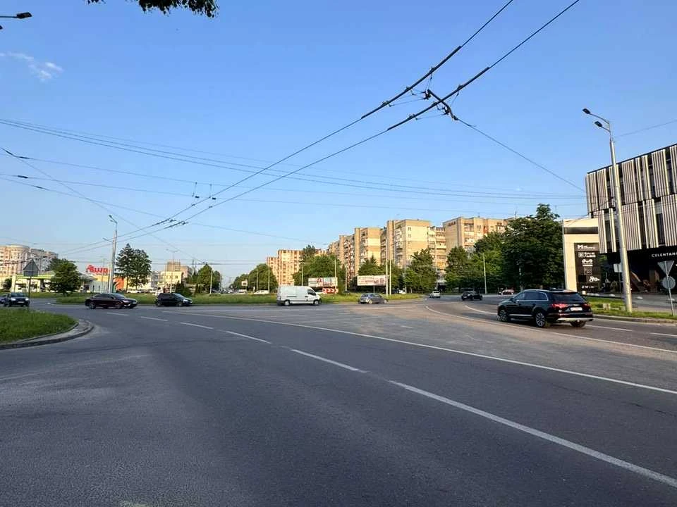 Будинок. Львів, Івана Виговського вул. (Терешкової)