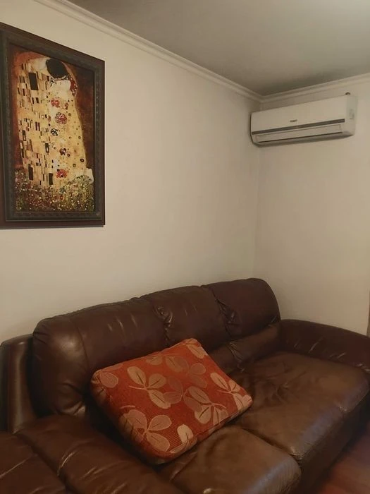 Mendeleeva, 12, 5-room apartment sq. m. European standard on two levels