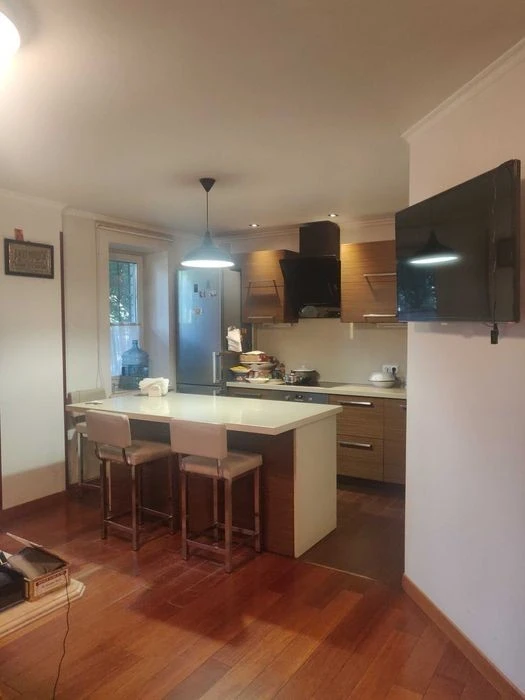 Mendeleeva, 12, 5-room apartment sq. m. European standard on two levels