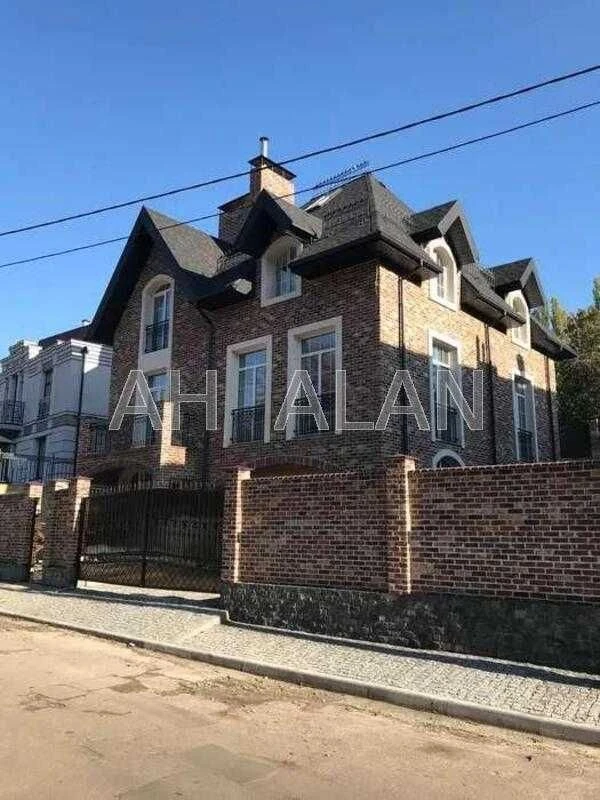 Продам будинок по Раєвського Миколи. Центр. Печерськ. м. Зві