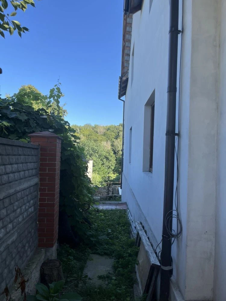 Новий сучасний котедж 2 рівня, 162м.кв., 8 соток, вул. Мосто