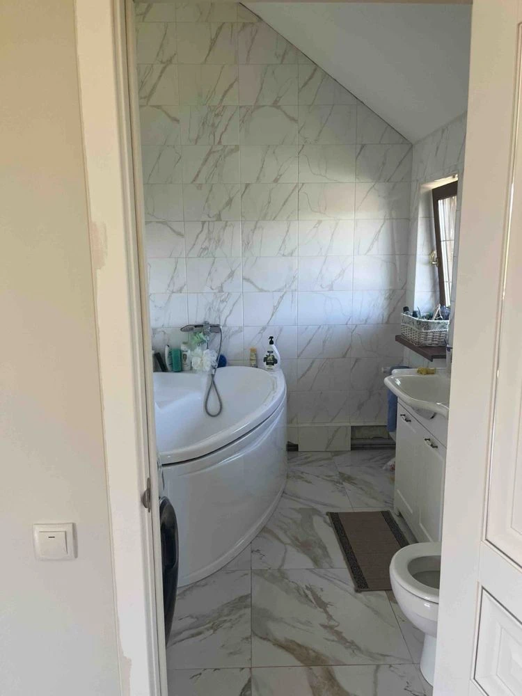 Новий сучасний котедж 2 рівня, 162м.кв., 8 соток, вул. Мосто
