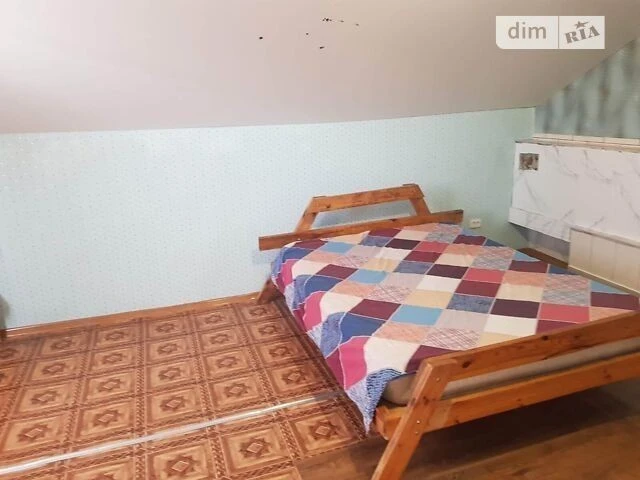 Довгострокова оренда будинку від посередника бесідка на вул.
