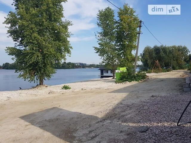 Довгострокова оренда будинку від посередника бесідка на вул.