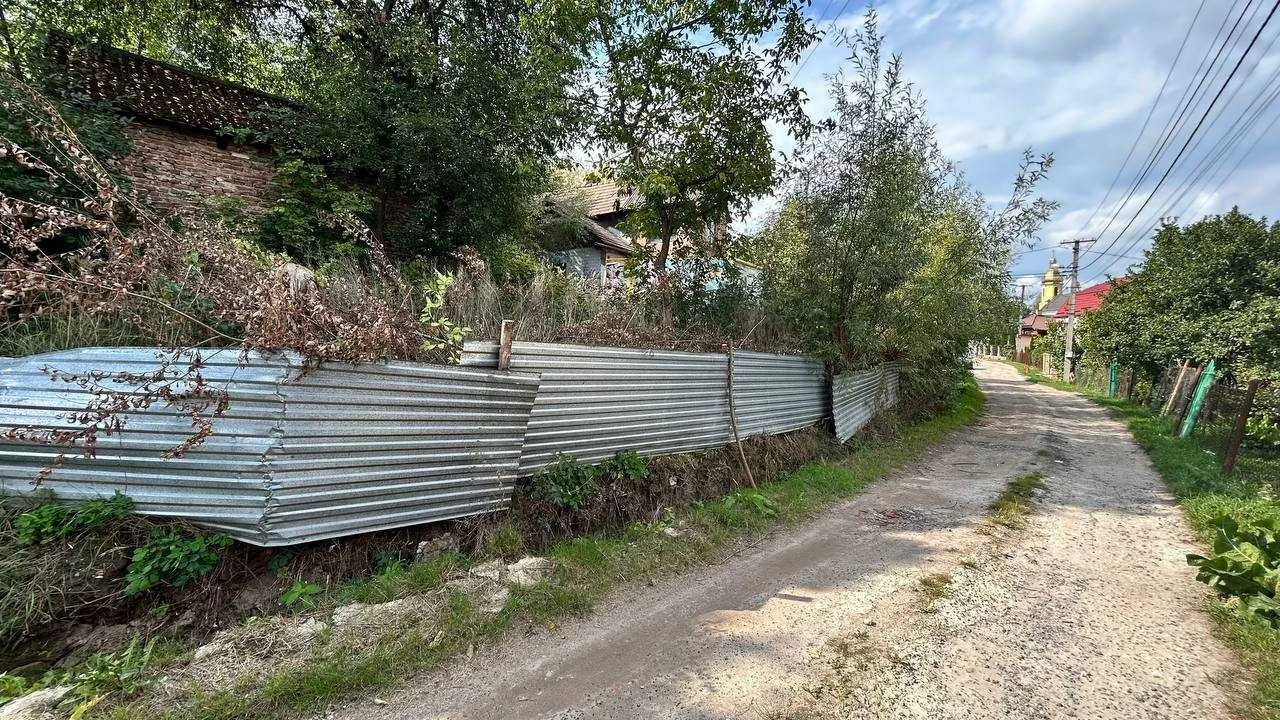 Продаж земельної ділянки на вул. Подолинського