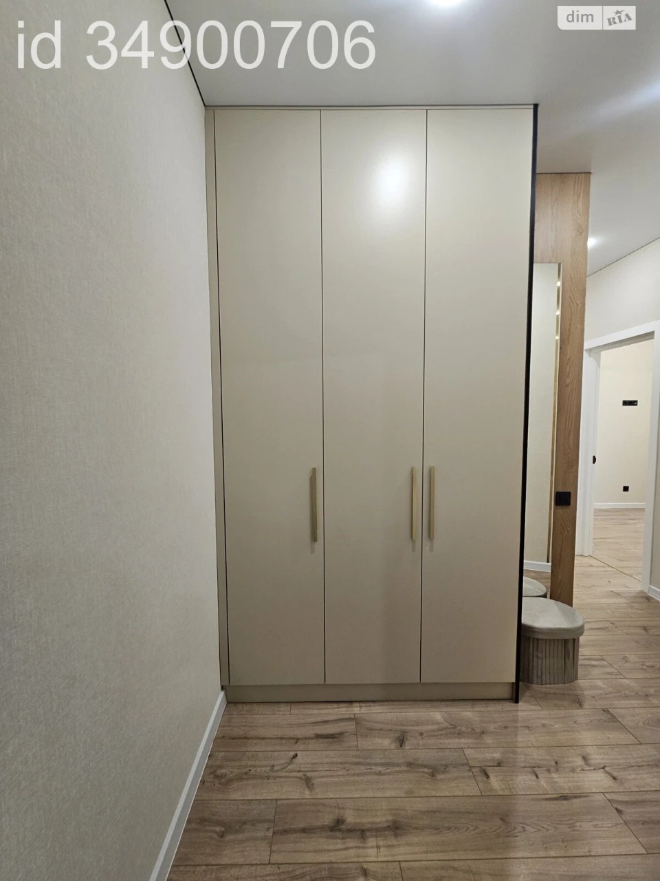 Продаж Квартира Ближні Млини