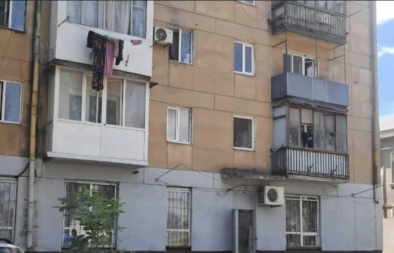 Простора 3 кімнатна квартира! 5хв. від центру Цегляний будин
