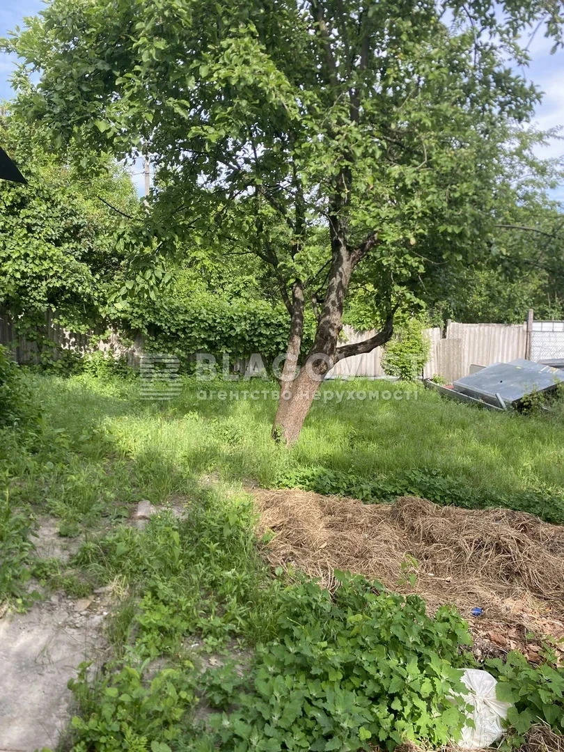 Продаж земельної ділянки вул. Будівельників в Києві / W-7455