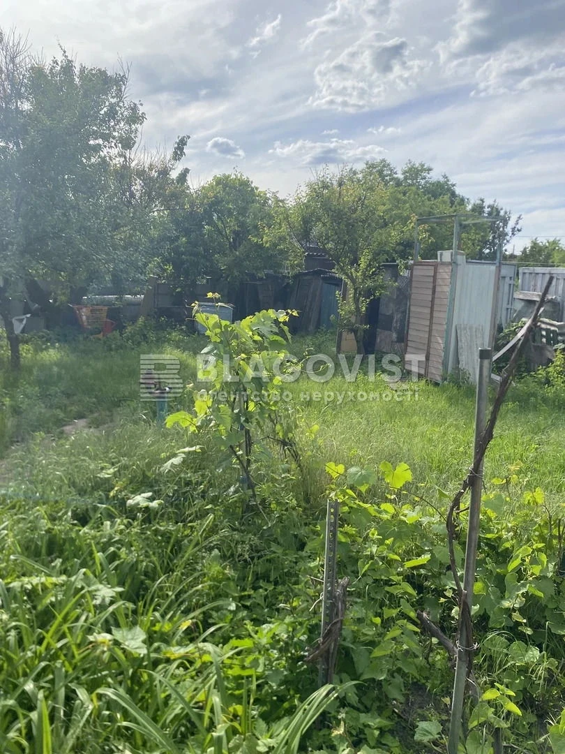 Продаж земельної ділянки вул. Будівельників в Києві / W-7455