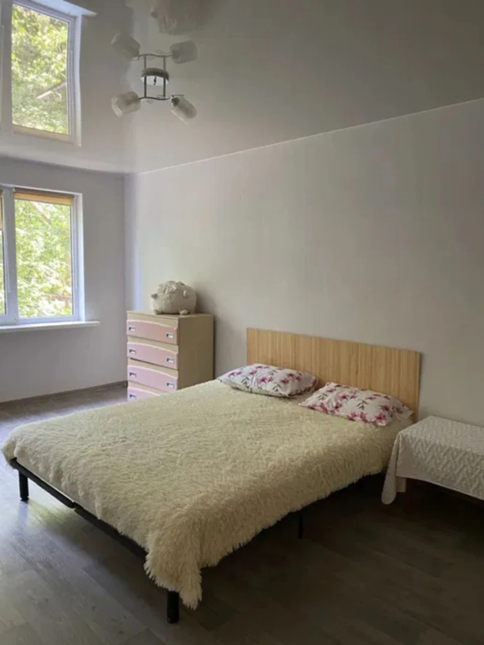 Продам 3 к. квартиру, проспект Небесной Сотни, госпрограммы