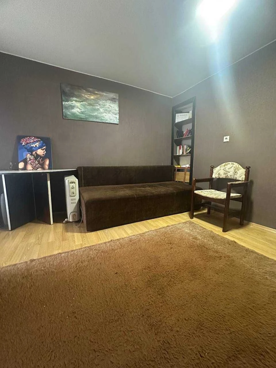 Продам 1-ком.кв.в центре города, можно під комерцію (377-699