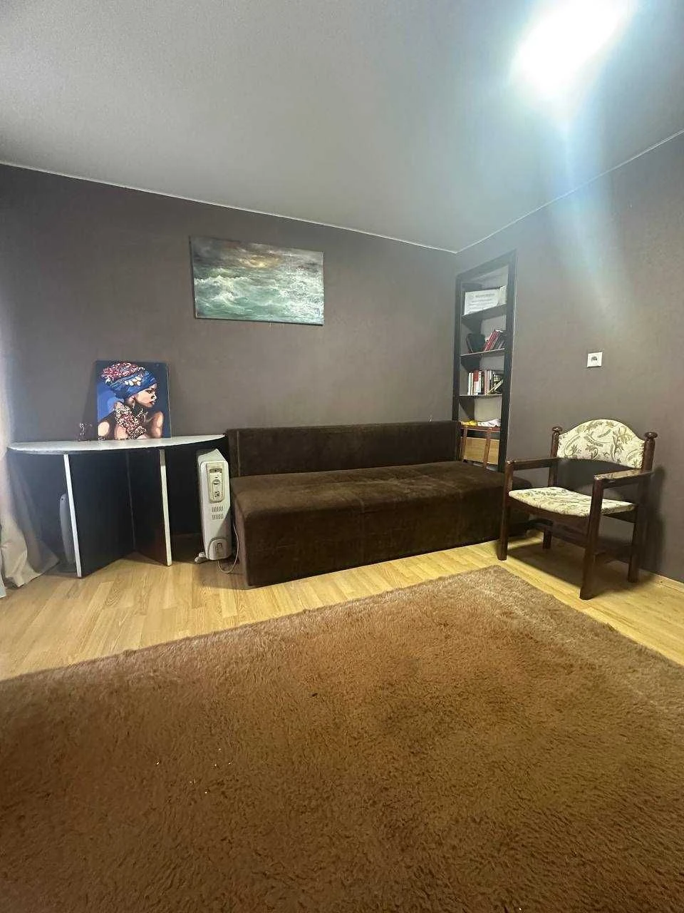 Продам 1-ком.кв.в центре города, можно під комерцію (377-699