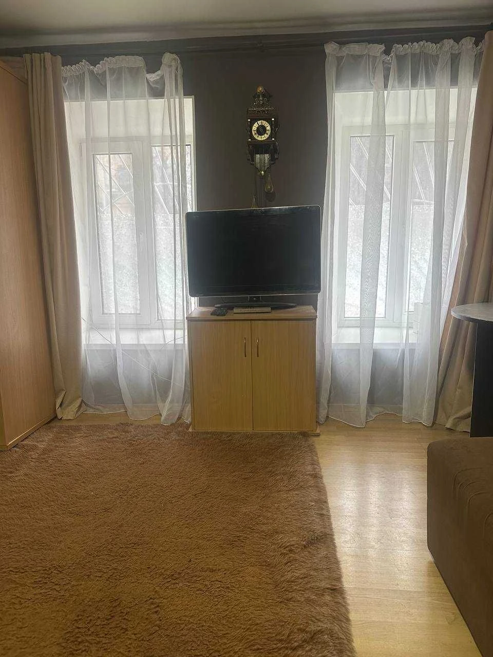 Продам 1-ком.кв.в центре города, можно під комерцію (377-699