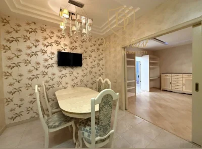 Продаж 3к кв 100 м² на вул. Алма-Атинська 37Б (Алматинська)