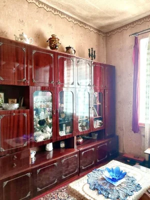 Selling 2 apartments in the Herzen area, 1/4 with independent heating.