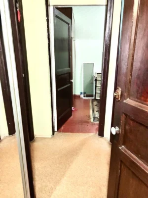 Selling 2 apartments in the Herzen area, 1/4 with independent heating.