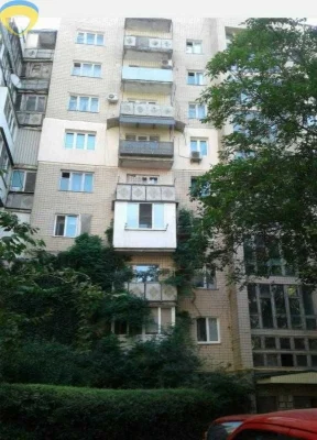 Продаётся 4х комнатная квартира. 7ст.Б.Фонтана.