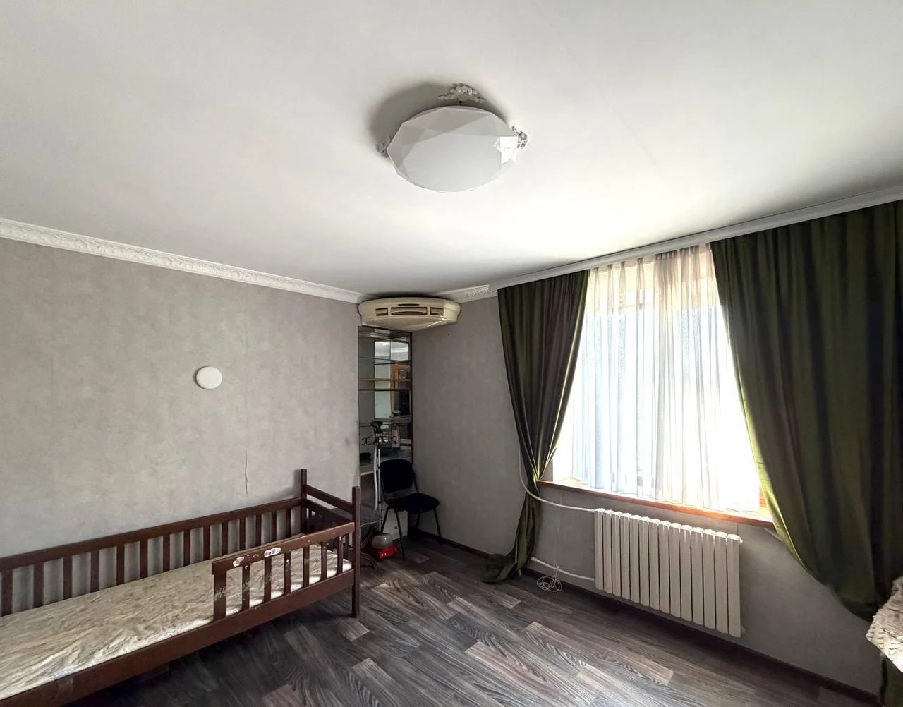 Продається 2кім квартира вул. Сім'ї Глодан (Ільфа і Петрова)